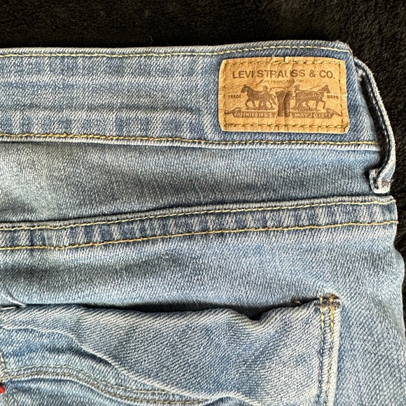 Levi’s size 8 - Picture 3 of 5